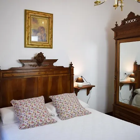 Casona De Linares * Selaya